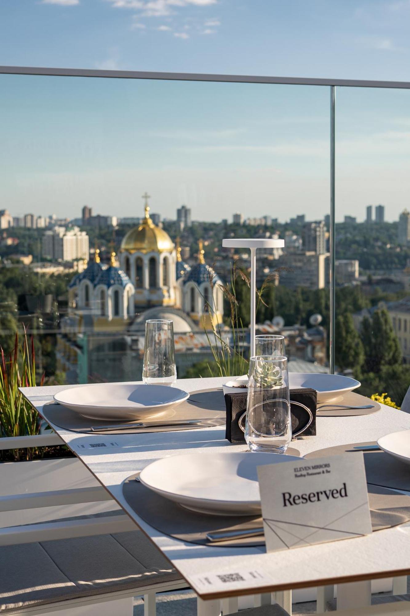 11 Mirrors Design Hotel Κίεβο Εξωτερικό φωτογραφία