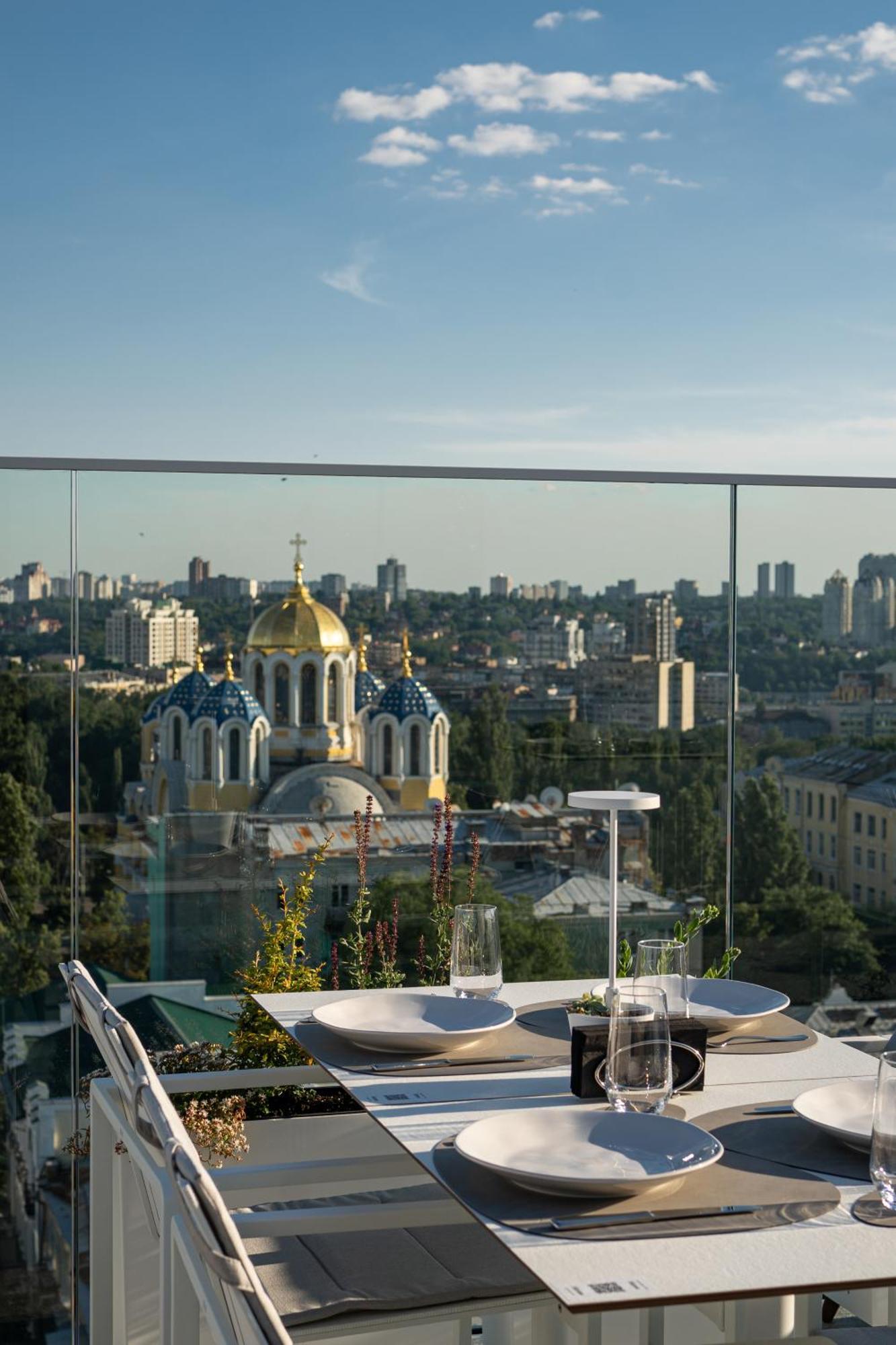 11 Mirrors Design Hotel Κίεβο Εξωτερικό φωτογραφία